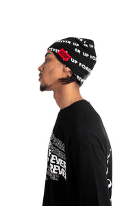 ALLOVER LOGO BEANIE IN BLACK/WHITE